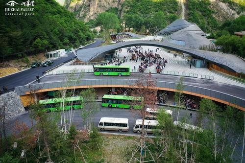 九寨溝景區(qū)官方網(wǎng)站 九寨溝景區(qū) 五 一 旅游井然有序 游客接待量再創(chuàng)歷史新高